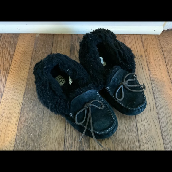 Ugg shearling slippers well loved size 5 - Picture 5 of 6